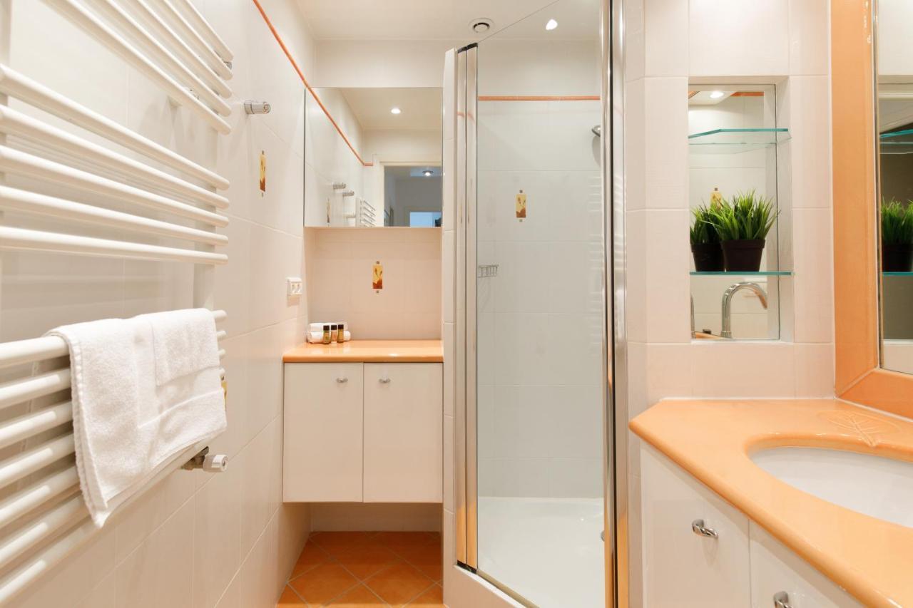Roxelane Yourhosthelper Apartment Cannes Luaran gambar